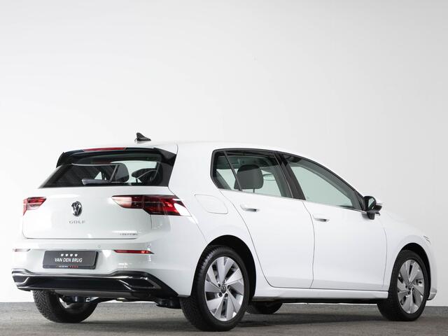 Volkswagen GOLF AUTOMAAT 1.4 204 PK DSG eHybrid Style | LED Matrix IQ | Navigatie | Stoel & Stuurwielverwarming | Adaptieve Cruise Control |