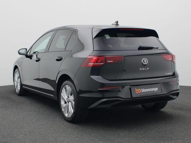 Volkswagen GOLF 1.5 eHybrid Life Edition 204pk DSG Adaptieve Cruise Controle, Navi via Apple Carplay/Android Auto, Achteruitrijcamera, Stoel-Stuurverwarming, Keyless, 17" LM Velgen