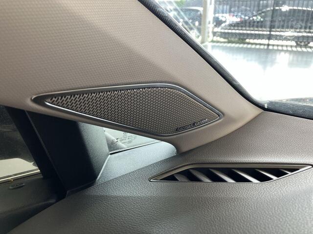 Volkswagen GOLF 1.5 eTSI 150pk DSG Style · Matrix LED · Harman Kardon Sound · Stuur- & Stoelverwarming · Side Assist · Keyless · Elek. Bestuurdersstoel + Geheugen & Massage · Garantie t/m 12-01-2026 of 100.000km