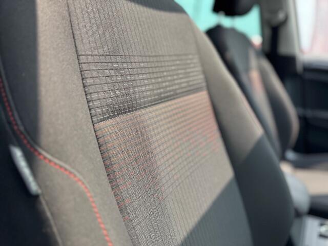 Volkswagen GOLF 7.5 *1.0 TSI* Trendline | PANO | GROOT MULTIMEDIA SYSTEEM |