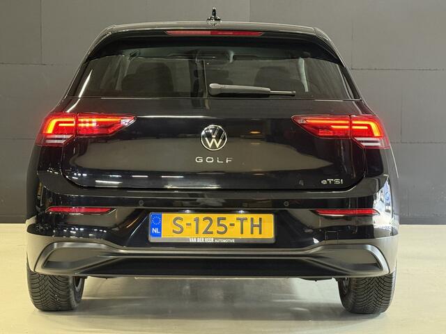 Volkswagen GOLF 1.5 eTSI Life Business | Apple Carplay | Elek. stoelen | Draadloze tel. lader