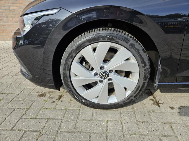 Volkswagen GOLF 1.5 eTSI Style