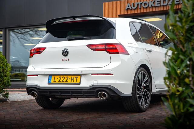 Volkswagen GOLF 2.0 TSI GTI Clubsport IQ Ligt Panoramadak Harman/Kardon Dodehoek Keyless Stuurverw.