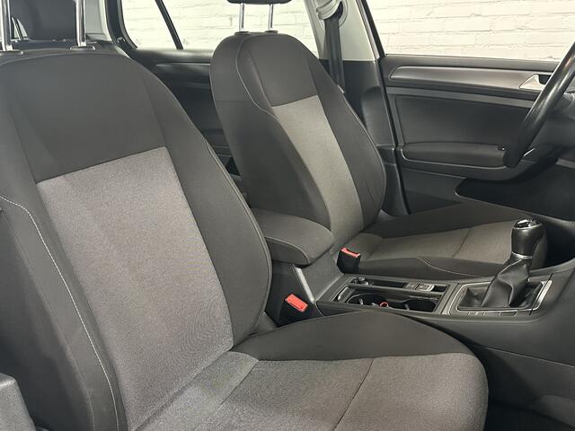 Volkswagen GOLF 1.4 TSI Connected Series Airco / Cruise /Elk.Pakket /Trekhaak