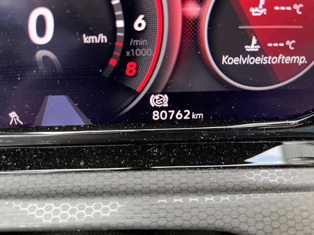 Volkswagen GOLF 1.4 eHybrid GTE / AUTOMAAT/ 245 PK/ 18" LMV/ APP-CONNECT/ PARK. SENSOREN + CAMERA/ RIJ-MODI/ STOEL-STUUR VERWARM./ ADAPT. CRUISE/ DIGITAL DASH/ CLIMA/ DAB