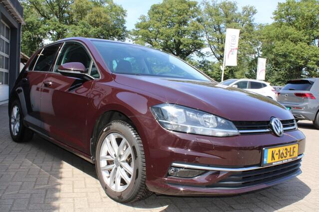 Volkswagen GOLF 1.0 TSI Business Automaat Navi Plus PDC LM 4-seizoen NW.STAAT!!
