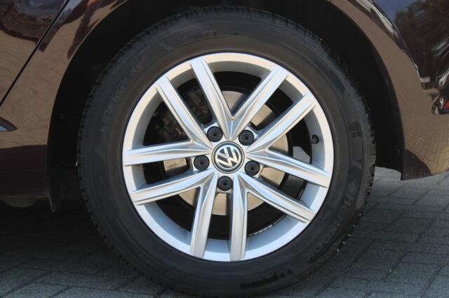 Volkswagen GOLF 1.0 TSI Business Automaat Navi Plus PDC LM 4-seizoen NW.STAAT!!