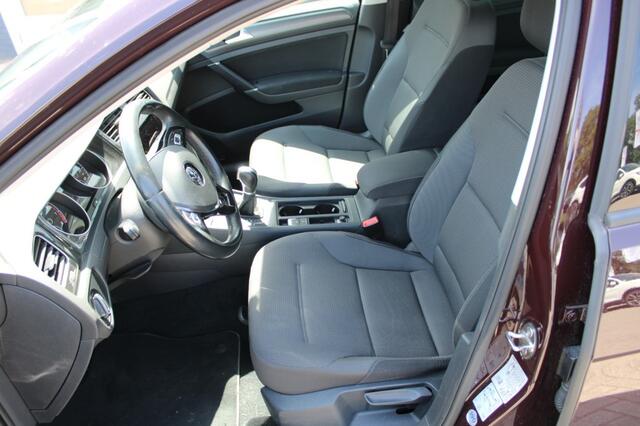 Volkswagen GOLF 1.0 TSI Business Automaat Navi Plus PDC LM 4-seizoen NW.STAAT!!