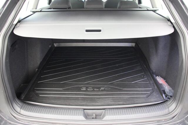 Volkswagen GOLF Variant 1.0 TSI 110 PK - Carplay, Cruise,