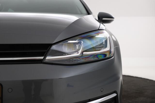Volkswagen GOLF 1.0 TSI Comfortline 5 Deurs, Apple carplay, Adaptive cruise, Climate,