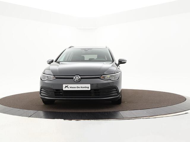 Volkswagen GOLF Variant 1.0 eTSI 110pk DSG Life · Camera · Inklap. Trekhaak · Apple/Android Car Play · ACC · Sfeerverlichting · Navigatie · Verkeersbord Detectie · Garantie t/m 20-01-2027 of 100.000km