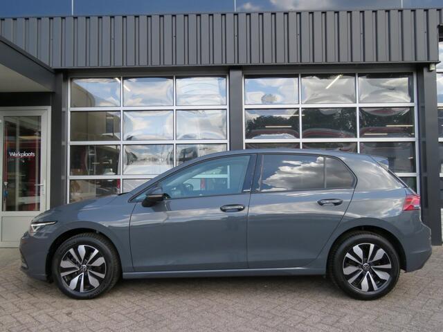 Volkswagen GOLF 1.5 eTSI LIFE MOVE DSG-aut./ Navi / Stoel + stuurverw. / Navi