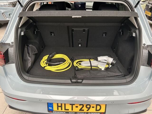 Volkswagen GOLF 1.5 eHybrid Life Edition 204PK DSG Adaptieve Cruise Controle, Na