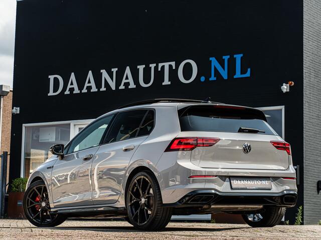 Volkswagen GOLF 1.5 eTSI R-Line Business+ Pano Keyless