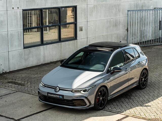 Volkswagen GOLF 1.5 eTSI R-Line Business+ Pano Keyless