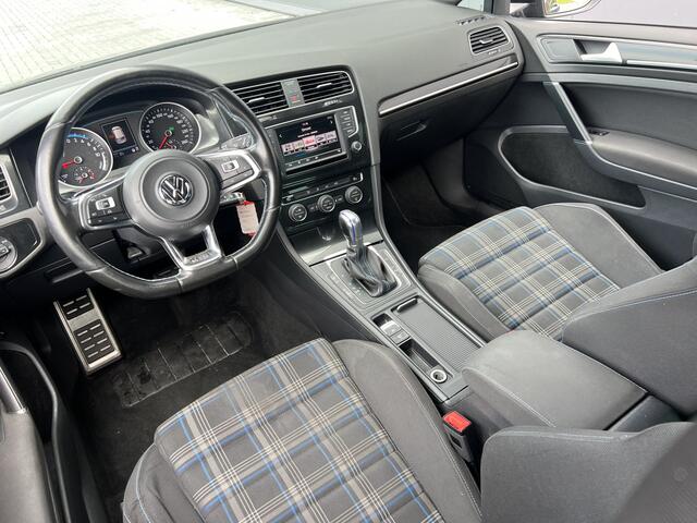 Volkswagen GOLF 1.4 TSI GTE Connected Series | BTW | PDC | Apple/Android auto | Hybride