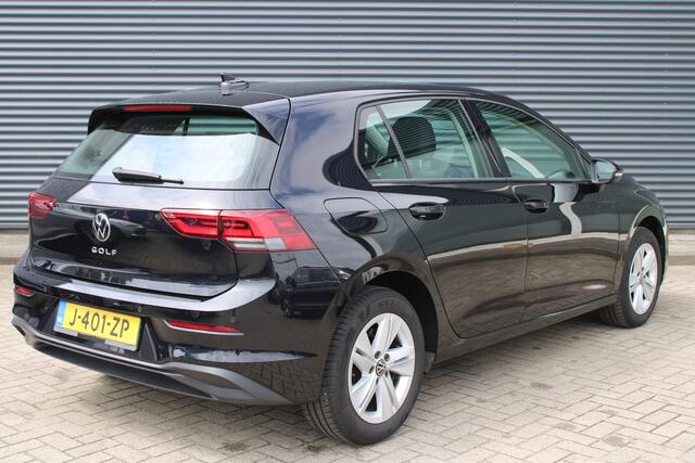Volkswagen GOLF 1.0 TSI Life Business NL-Auto Navigatie Stuur-stoelverwarming CarPlay