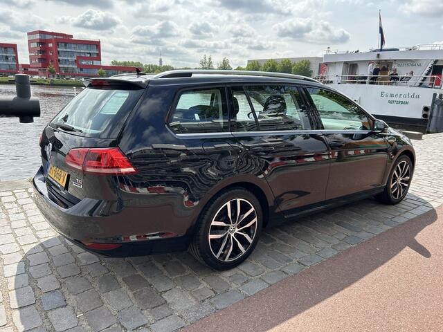 Volkswagen GOLF Variant 1.4 TSI Business Edition Connected Aut. Navi Camera ECC