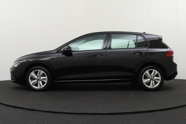 Volkswagen GOLF 1.5 eTSI Aut. Life Business Carplay Adapt. Cruise Memory Sfeerverlichting
