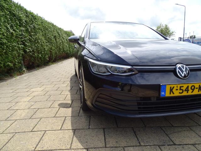Volkswagen GOLF 1.0 ETSI LIFE BNS- Led-Media app-Virtual Dash-Cruise-Navi-Clima-Lmv-Blth