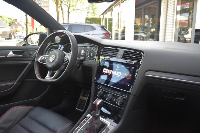 Volkswagen GOLF 2.0 TSI GTI TCR Akra Pano Keyless Leder