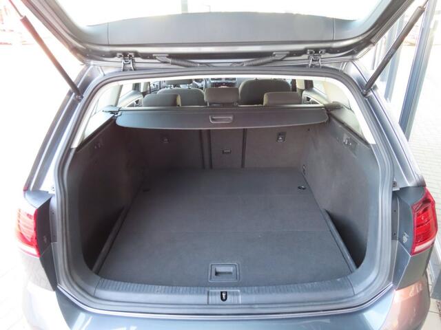 Volkswagen GOLF 1.6 TDI Comfortline Ecc Adaptive Cruise Navi Trekhaak 2017