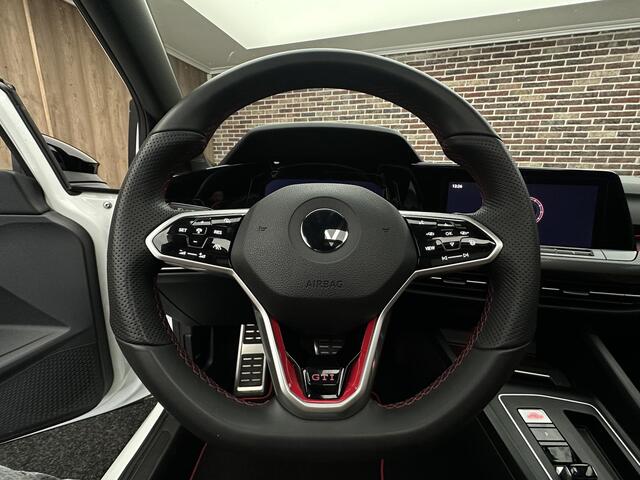 Volkswagen GOLF 2.0 GTI Clubsport Panorama IQ Camera Virtual