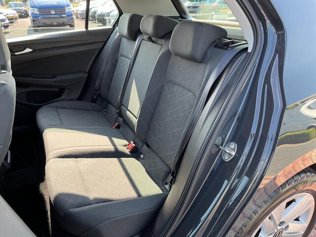 Volkswagen GOLF 1.5 TSI Life Business | 130Pk | Navi | Clima | A-Camera | App Connect | ACC | lane Assist |