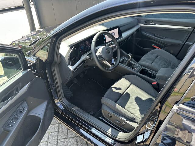 Volkswagen GOLF 1.0 TSI Life Business | Lane assist | Virtual cockpit | Matrix
