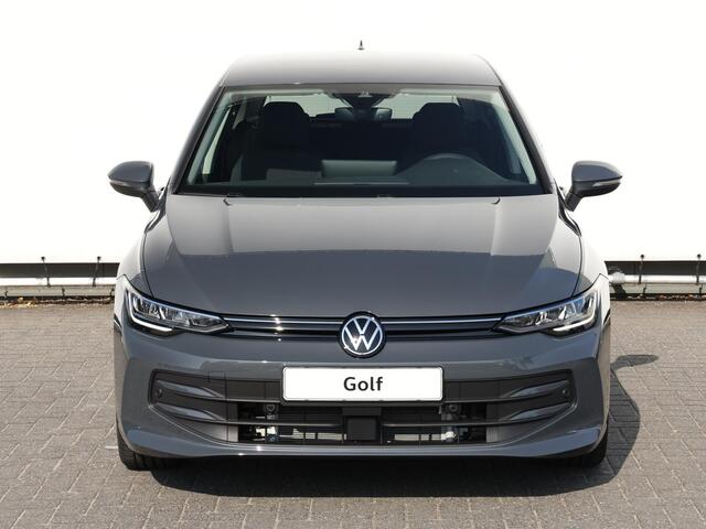 Volkswagen GOLF Life Edition 1.5 eHybrid 150 kW / 204 pk Hatchback | App-Connect | Keyless | Camera | Getint glas |