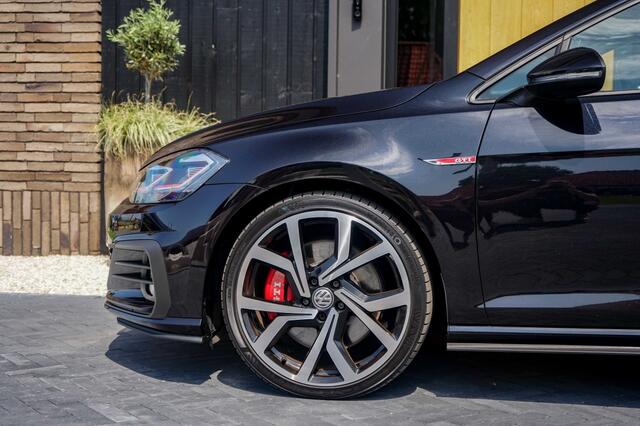 Volkswagen GOLF 7.5 GTI 2.0 TSI GTI Performance 245PK Pano/DYNa/Trkhk/Cam