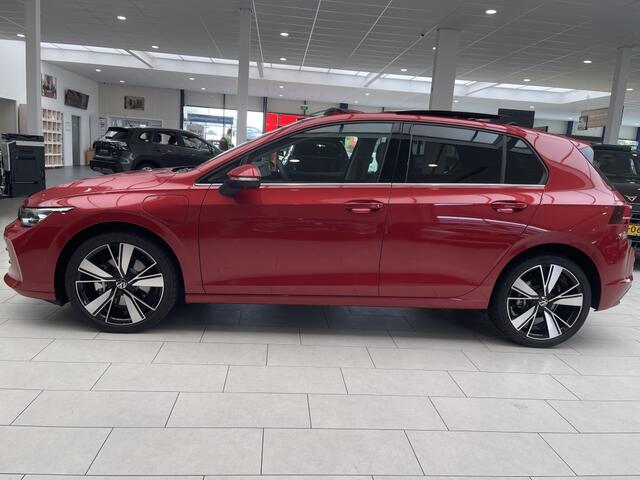 Volkswagen GOLF 1.5 eHybrid Style Edition [PLUG-IN | CAMERA | APPLE CARPLAY/ANDR