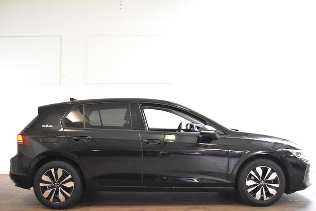 Volkswagen GOLF 1.5 TSI LIFE BUSINESS LED/NAVI/CARPLAY
