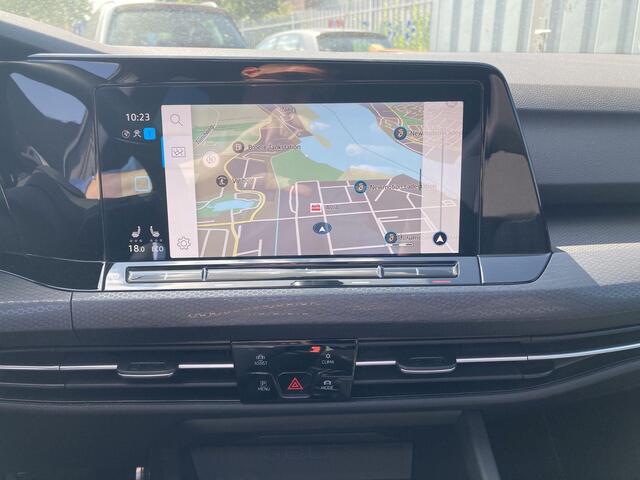 Volkswagen GOLF 1.4TSI eHybrid 180kW/245pk 6-DSG · Panoramadak · Navigatie · Camera + Parkeersensoren · Head-up Display ·