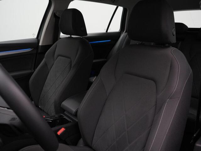 Volkswagen GOLF Variant 1.0 eTSI 110 pk DSG Life Business | Geheugen-/massagestoel | Stuur-/stoelverwarming | Parkeersensoren voor/achter | Navigatie
