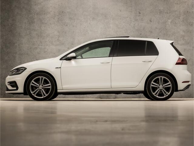 Volkswagen GOLF 1.0 TSI R-Line Sport (SCHUIFDAK, VIRTUAL COCKPIT, APPLE CARPLAY, DYNAUDIO, GROOT NAVI, ALCANTARA SPORTSTOELEN, ADAPTIVE CRUISE, LED KOPLAMPEN, KEYLESS, ADAPTIVE CRUISE, GETINT GLAS, PARKEERSENSOREN, NIEUWSTAAT)