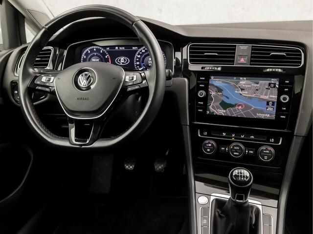 Volkswagen GOLF 1.0 TSI R-Line Sport (SCHUIFDAK, VIRTUAL COCKPIT, APPLE CARPLAY, DYNAUDIO, GROOT NAVI, ALCANTARA SPORTSTOELEN, ADAPTIVE CRUISE, LED KOPLAMPEN, KEYLESS, ADAPTIVE CRUISE, GETINT GLAS, PARKEERSENSOREN, NIEUWSTAAT)