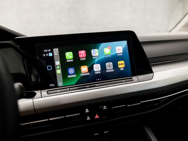 Volkswagen GOLF 1.0 TSI Sport (APPLE CARPLAY, GROOT NAVI, MEMORY SEATS, ALCANTARA, CAMERA, SPORTSTOELEN, KEYLESS, LM VELGEN, LED KOPLAMPEN, NIEUWSTAAT)