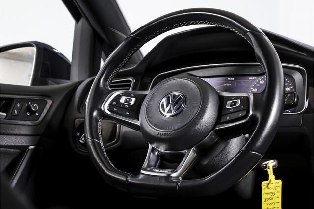 Volkswagen GOLF 1.5 TSI 150 PK Highline Business R - Automaat (Orig. NL) | 2x R-Line | Dig. Cockpit | Adapt. Cruise | Stoelverw. | PDC | Camera | NAV+App. Connect | ECC | Afn. Trekhaak | LM 18" |