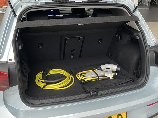 Volkswagen GOLF 1.5 eHybrid Life Edition 204PK DSG Adaptieve Cruise Controle, Na