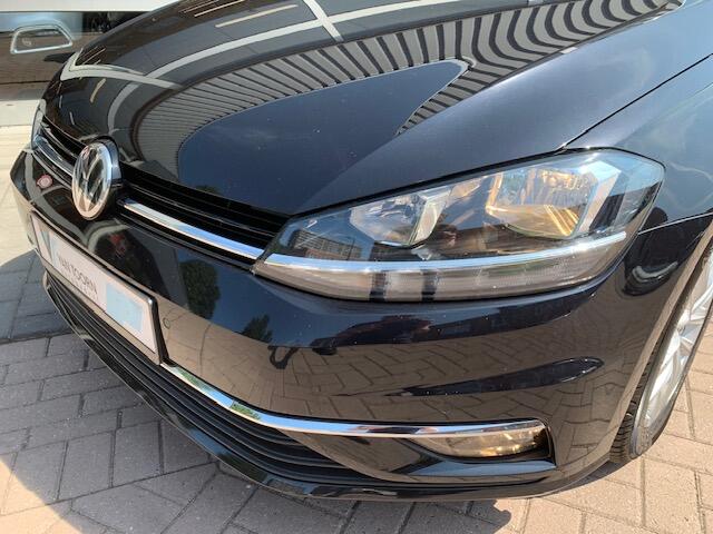 Volkswagen GOLF Variant 1.0 TSI Highline, automaat , navigatie, app connect.