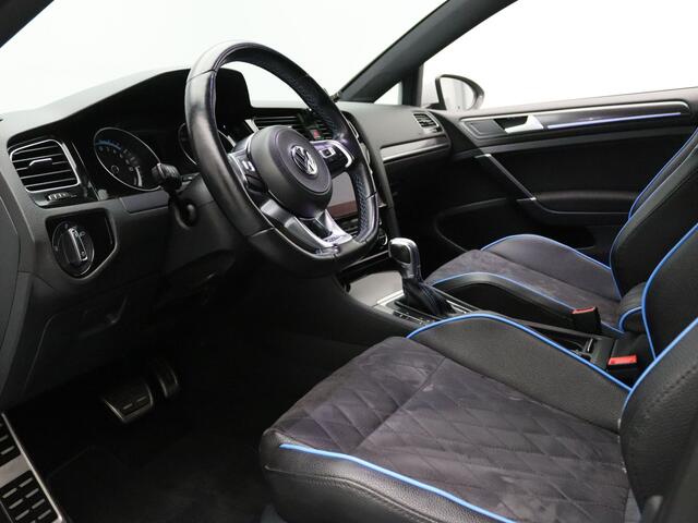 Volkswagen GOLF 150pk TSI PHEV GTE Climate | Parkeersens. v+a | Stoelverw.