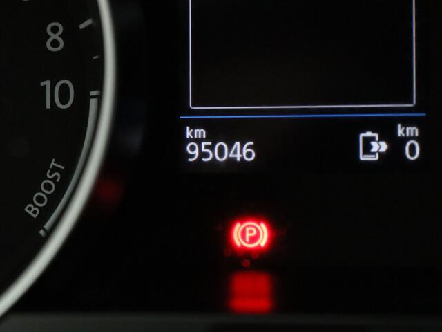 Volkswagen GOLF 150pk TSI PHEV GTE Climate | Parkeersens. v+a | Stoelverw.
