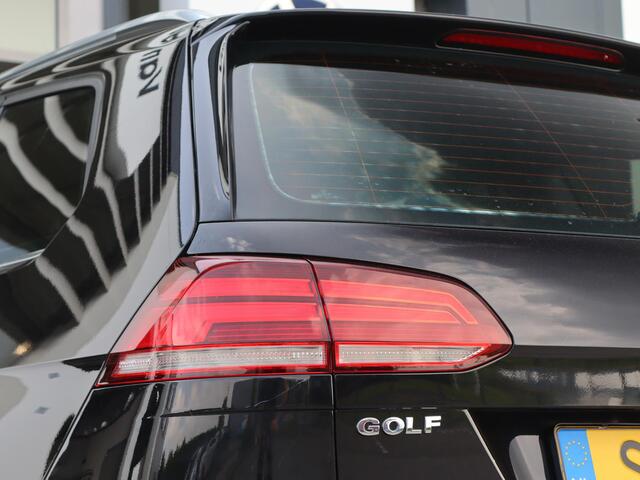 Volkswagen GOLF Variant 1.5 TSI 131 pk Highline | Navigatie | Trekhaak | Climatronic | App Connect | Camera | Adaptive Cruise | Stoelverwarming | Digital Cockpit |