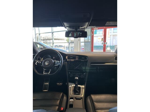 Volkswagen GOLF 1.4 TSI GTE Automaat | Adaptief onderstel | Adaptieve cruise control | Elek. verstelbaar lederen bekleding | Keyless | Lane assist | Navigatie | Apple carplay | Park assist | Climate control | Dodehoeksdetectie | Cadiz velgen