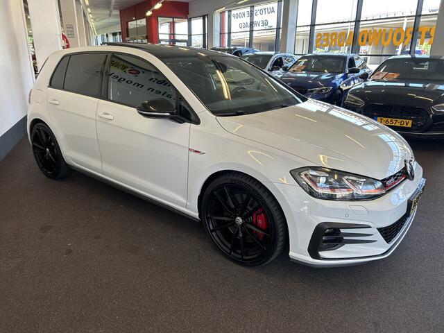 Volkswagen GOLF 2.0 TSI GTI Performance | Panoramadak | Digital dashboard | Keyless | Adaptief onderstel | Adaptieve cruise control | Dynaudio | Achteruitrijcamera | Apple carplay | Park assist | Lane assist | Dodehoeksdetectie | Climate control | Elek. inklapbare trekha