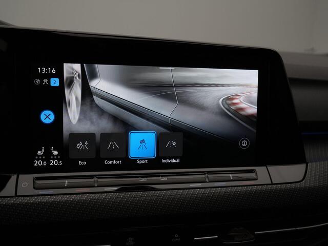 Volkswagen GOLF 1.5 eTSI 150 pk DSG R-Line | Panoramadak | IQ Light | Stuur-/stoelverwarming | Achteruitrijcamera | Sportonderstel