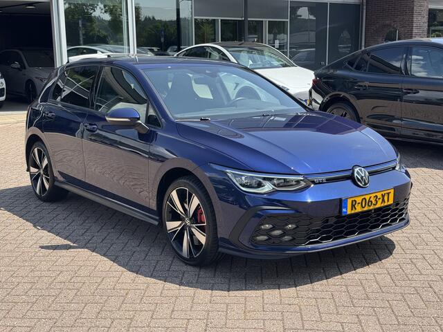 Volkswagen GOLF 1.4 eHybrid GTE / Camera / Navigatie / Sfeerverlichting / LED Koplampen / 18'' / Virtual Cockpit / DAB / Stoelverwarming / ACC
