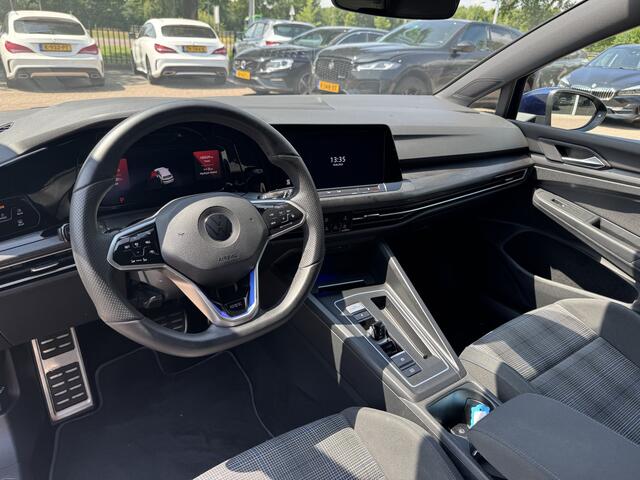 Volkswagen GOLF 1.4 eHybrid GTE / Camera / Navigatie / Sfeerverlichting / LED Koplampen / 18'' / Virtual Cockpit / DAB / Stoelverwarming / ACC