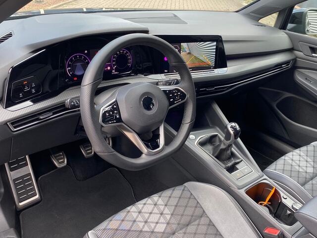 Volkswagen GOLF 1.5 TSI R-Line | Clima | Cruise control | Camera | PDC | RIJKLAARPRIJS INCL 12 MAANDEN GARANTIE EN BEURT